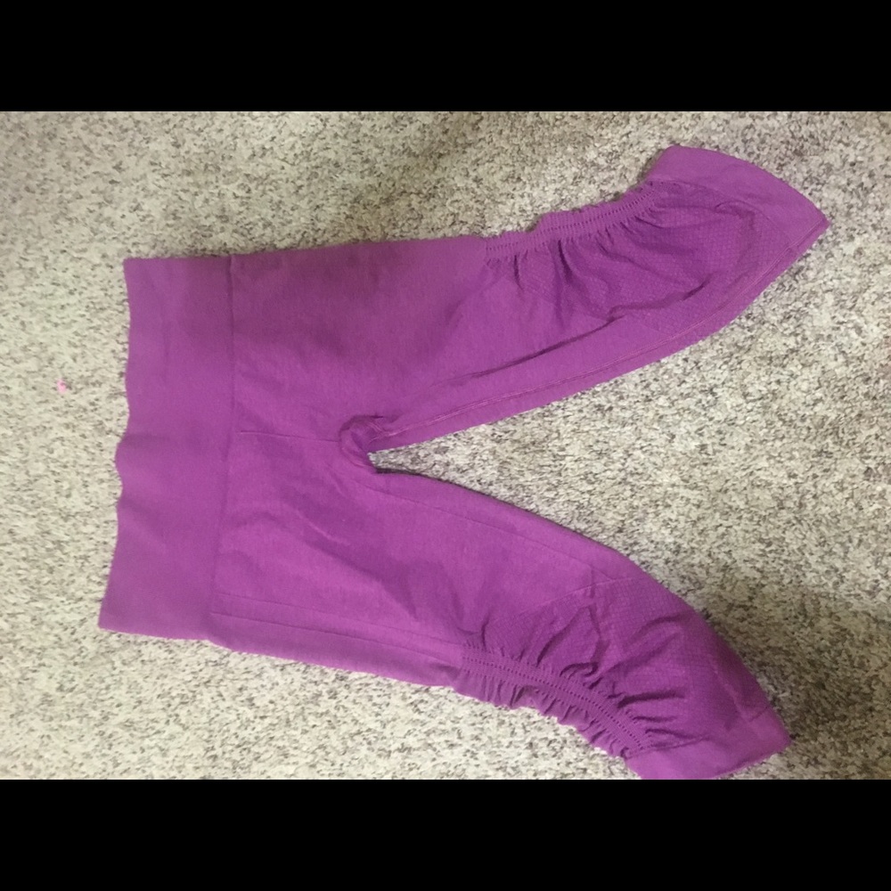 Lululemon crops